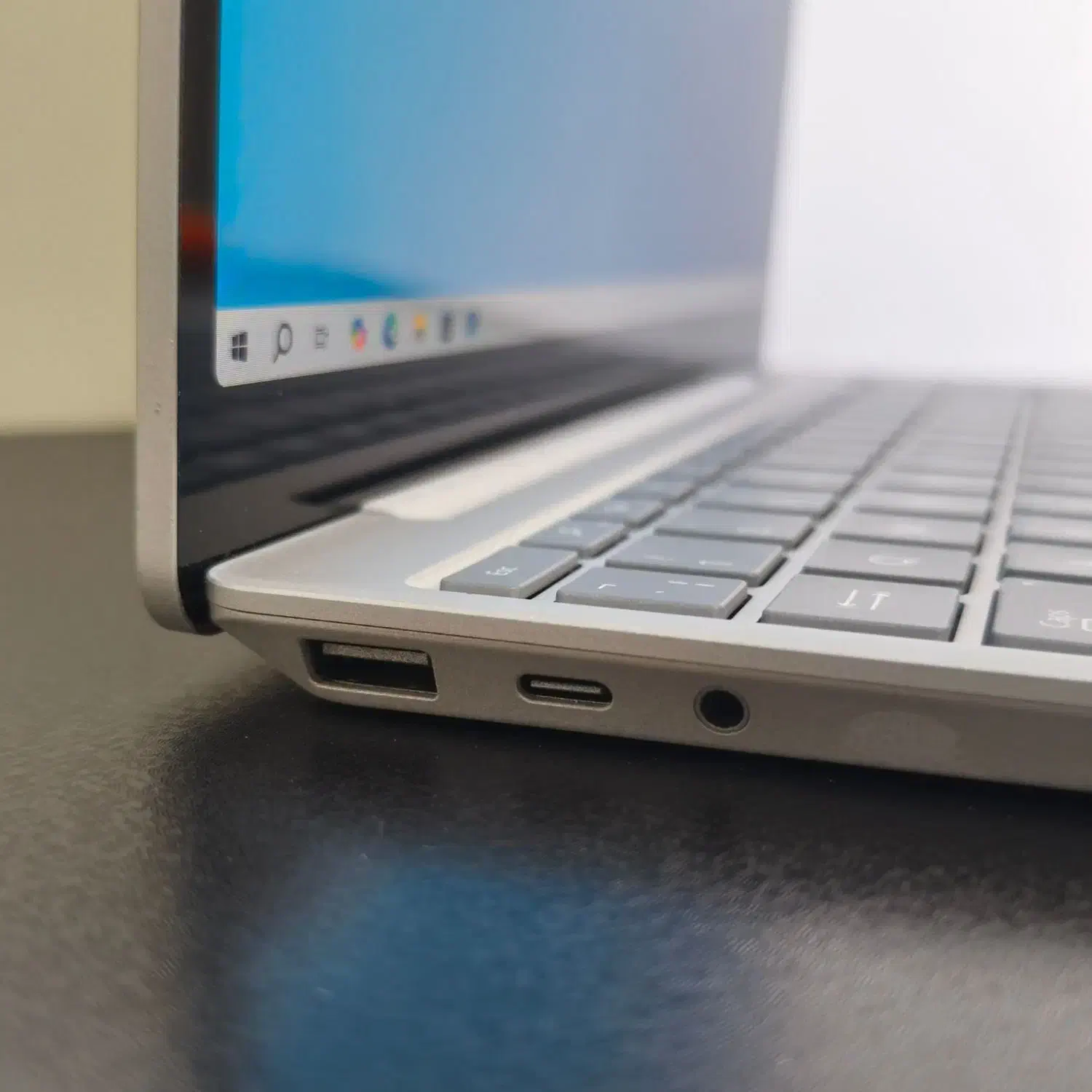 سرفیس لپ تاپ نسل 10|رایانه همراه|تهران, شهرک صادقیه|دیوار