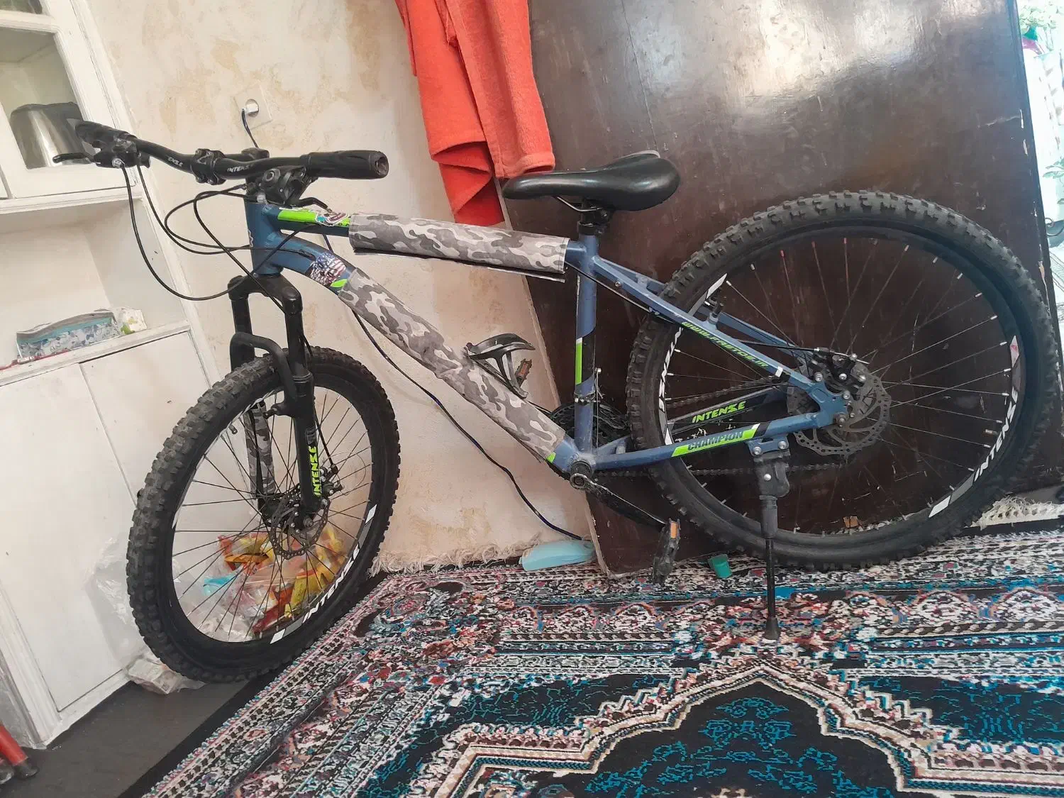 دوچرخه|دوچرخه، اسکیت، اسکوتر|فولادشهر, B1|دیوار