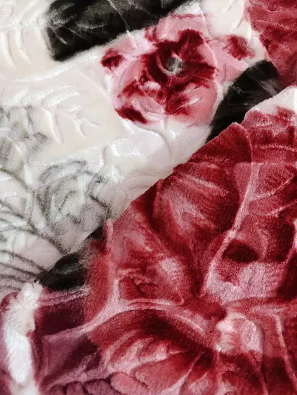 پتو دو نفره|رختخواب، بالش، پتو|مشهد, شهرک مهرگان|دیوار