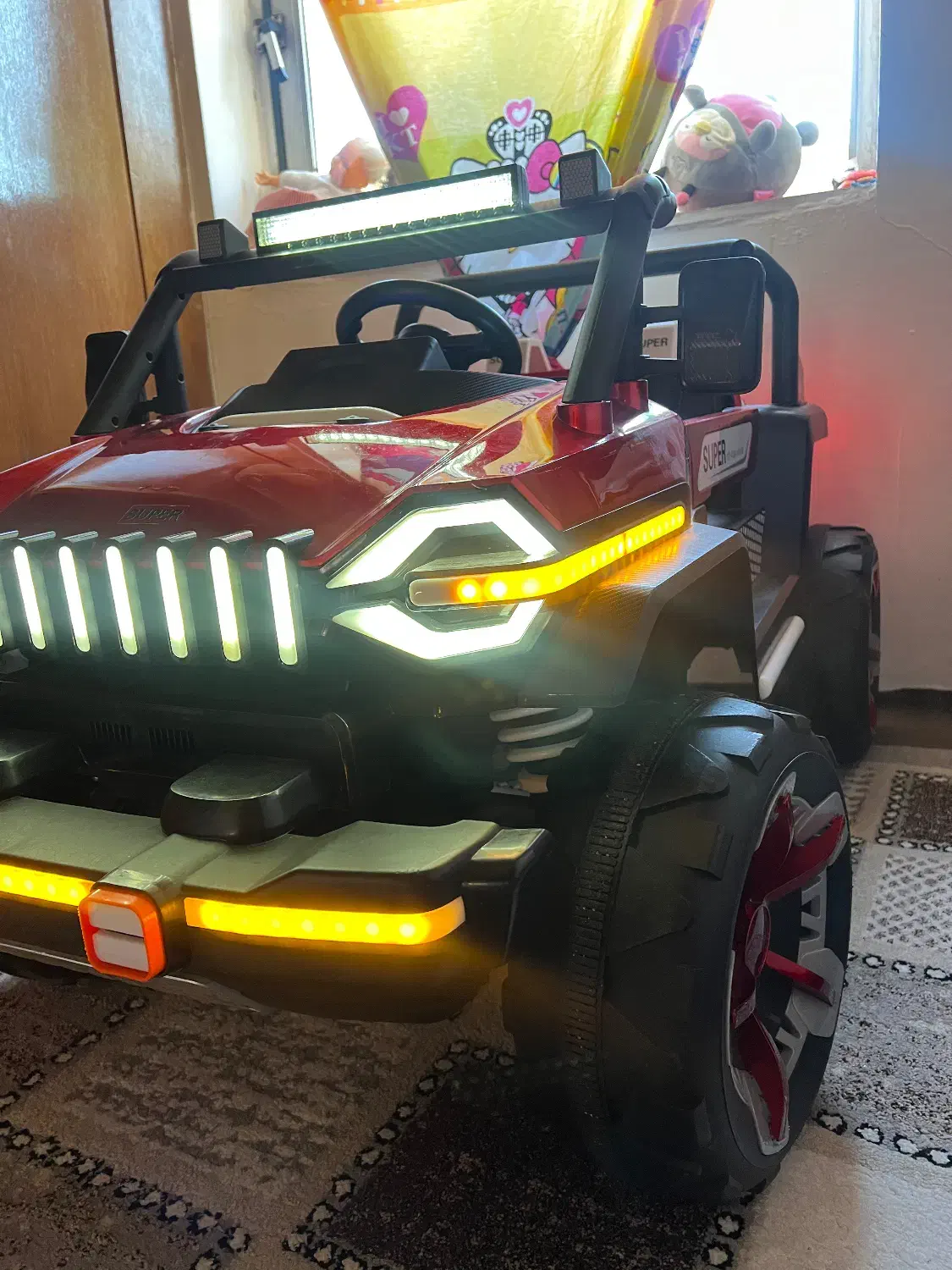 فروش ماشین شارژی افرودی|اسباب‌بازی بچه|کلاردشت, |دیوار