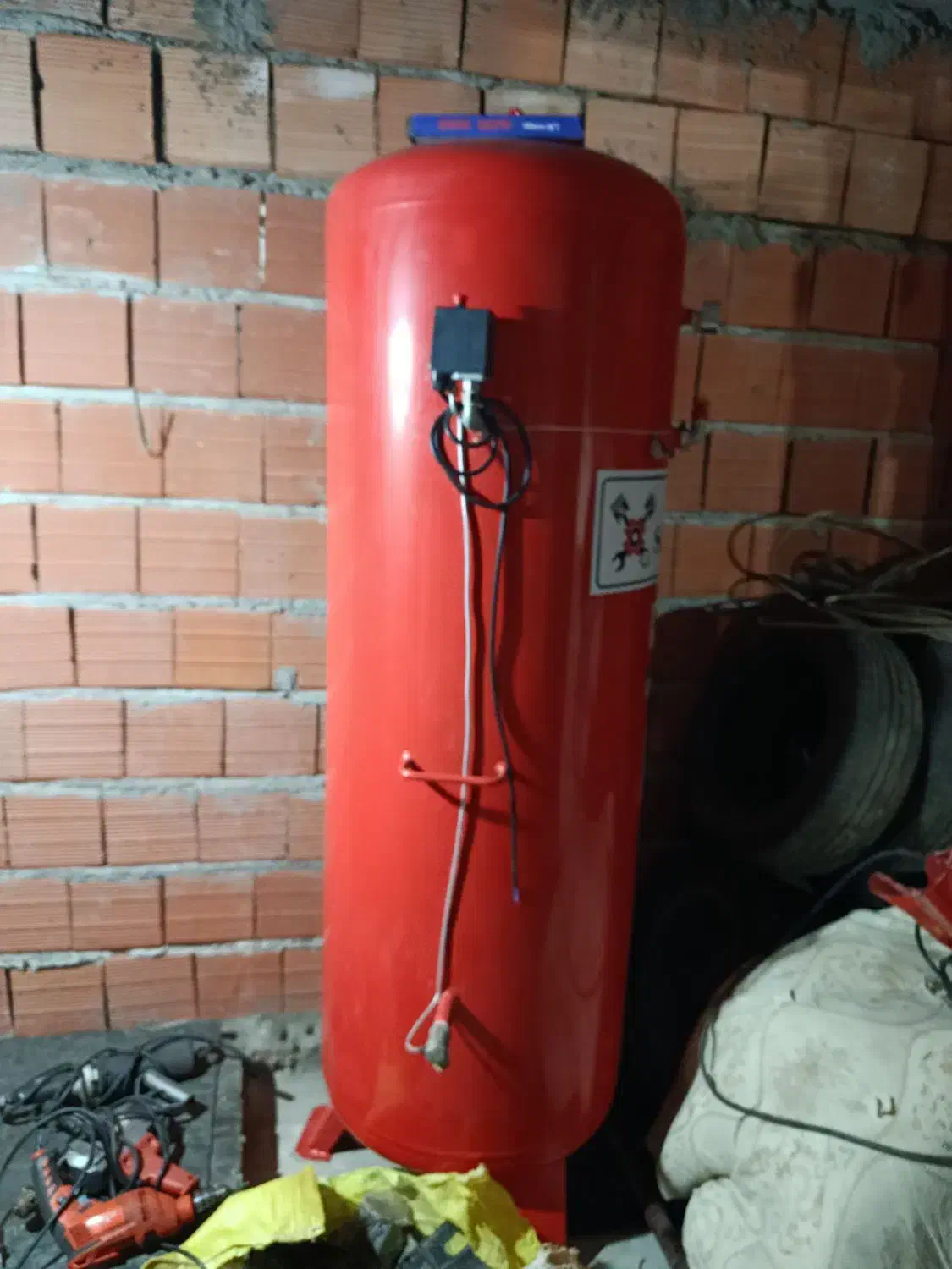 پمپ باد|ابزارآلات|آق قلا, |دیوار