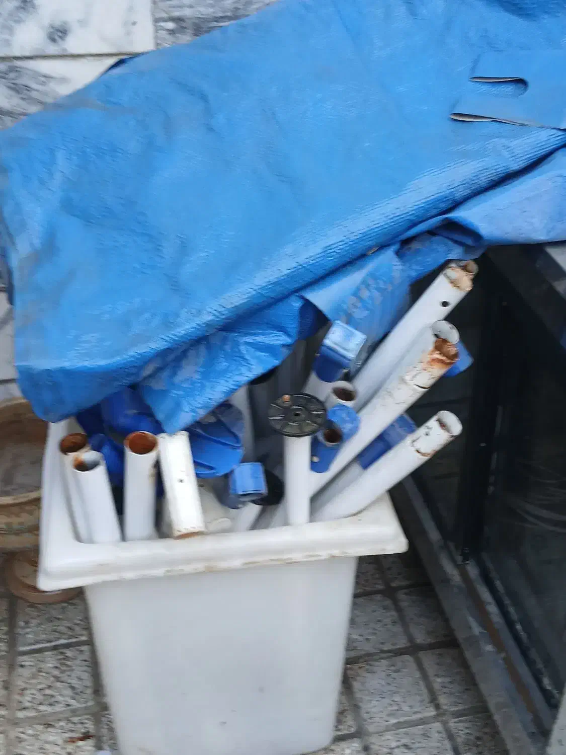 یک عدد ترازوی ۲۰ کیلویی و یک استخر|فروشگاه و مغازه|مشهد, مقدم|دیوار