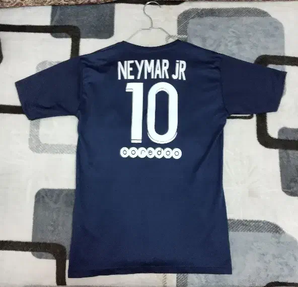 کیت پاریسن ژرمن 2022-2023|لباس|قم, شهر قائم|دیوار