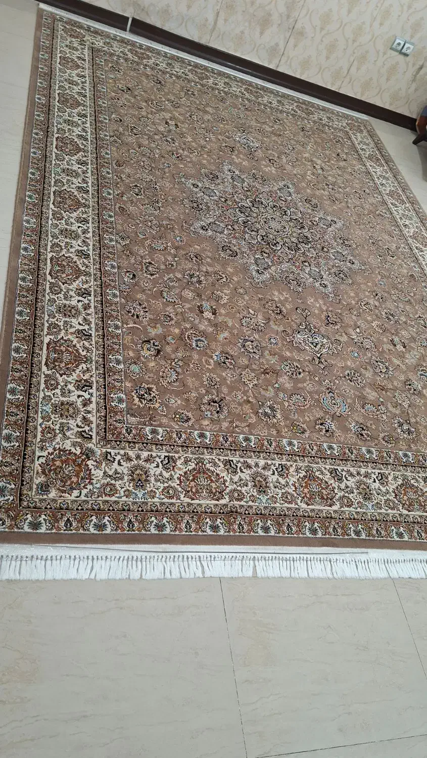 فرش ۹ متری و ۴ متری و راهروی ( سه متر در یک متر)|فرش|اهواز, سپیدار|دیوار