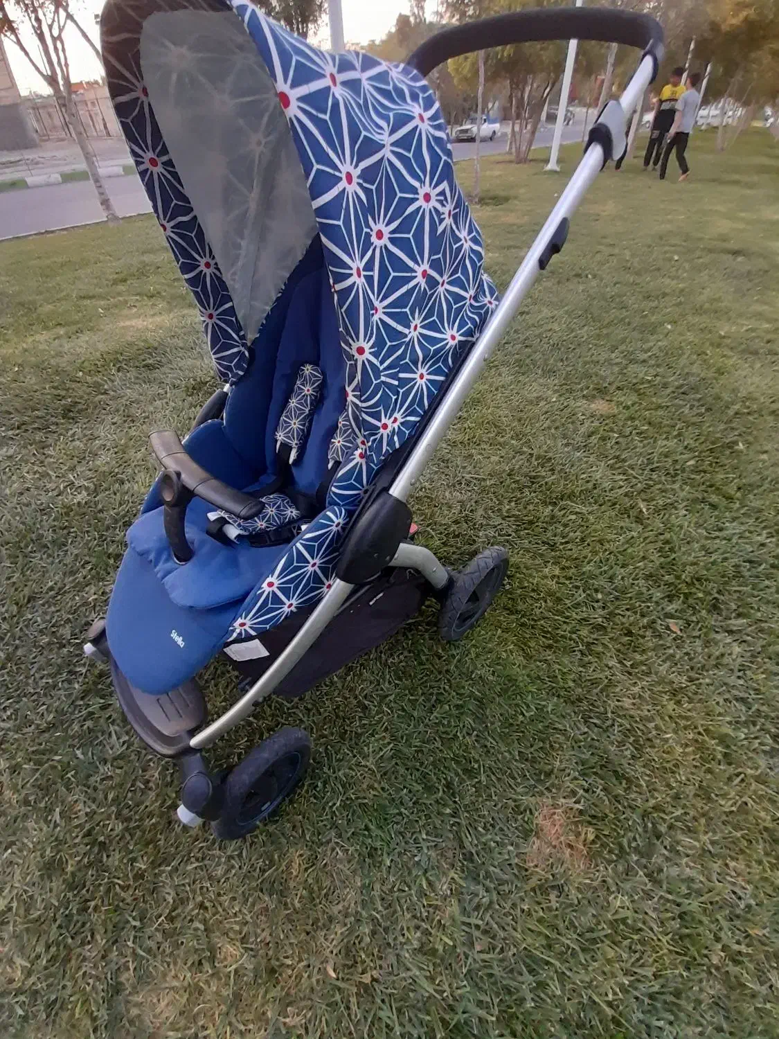 کالسکه مکسی کوزی بهترین مدلش مدل استلا نو|کالسکه و لوازم جانبی|قم, محمد آباد|دیوار