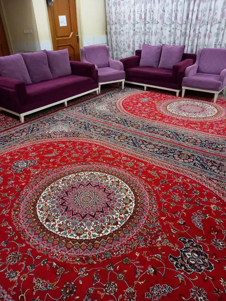 مبل راحتی خیلی تمیز|مبلمان خانگی و میز عسلی|اصفهان, قهجاورستان|دیوار