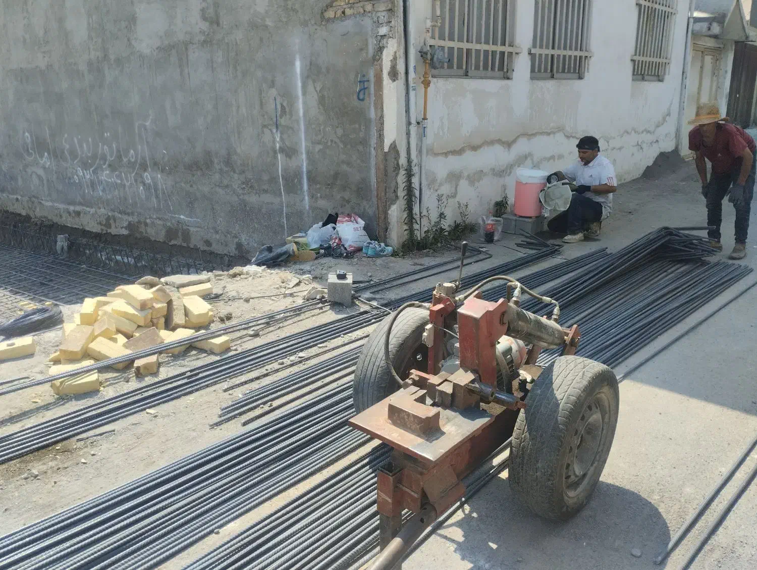 پیمانکاری آرماتوربندی قالب بندی تورک اوغلان وحید|خدمات پیشه و مهارت|لنگرود, |دیوار