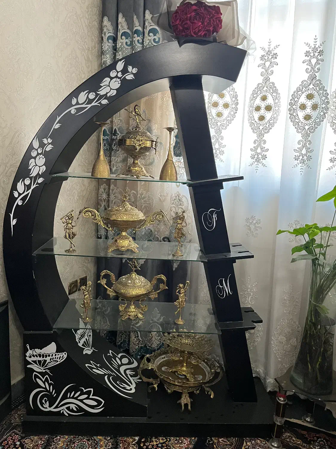 ویترین بوفه مشکی در حد نو|بوفه، ویترین، کنسول|نسیمشهر, |دیوار