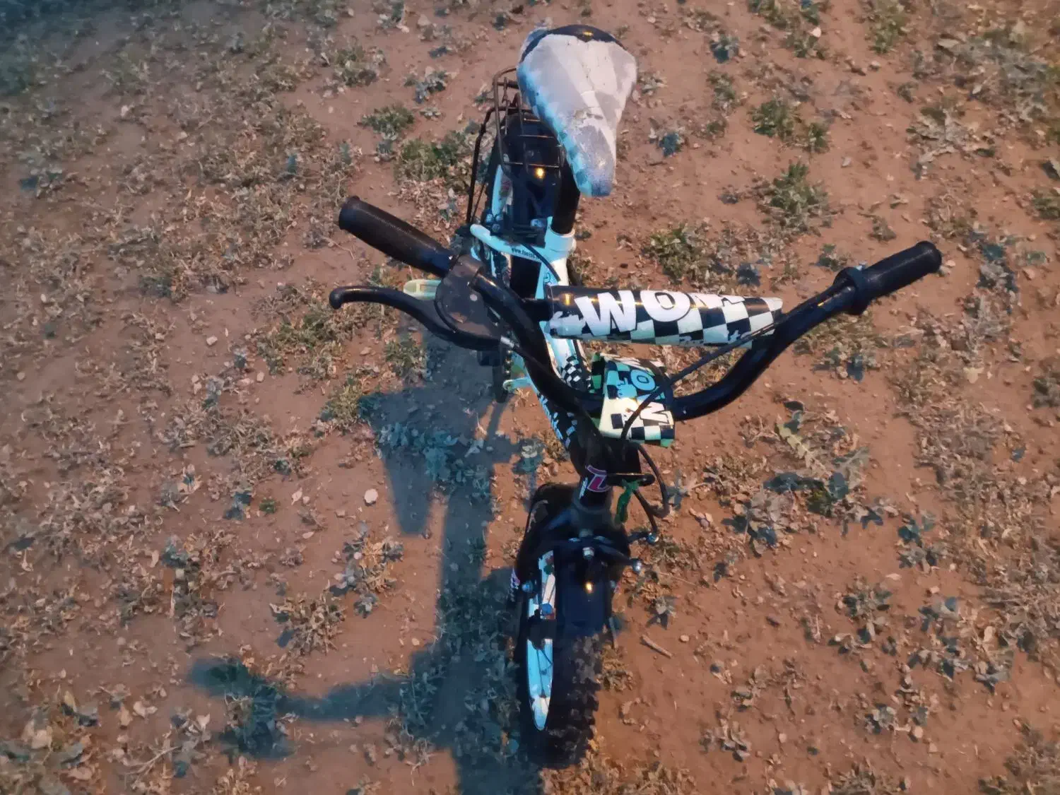 دوچرخه 12|دوچرخه، اسکیت، اسکوتر|خنجین, |دیوار