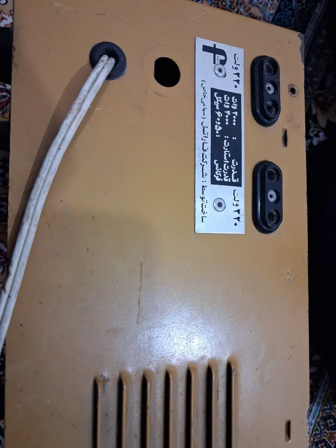 ترانس برق ۲۰۰۰وات|سایر لوازم برقی|بروجرد, |دیوار