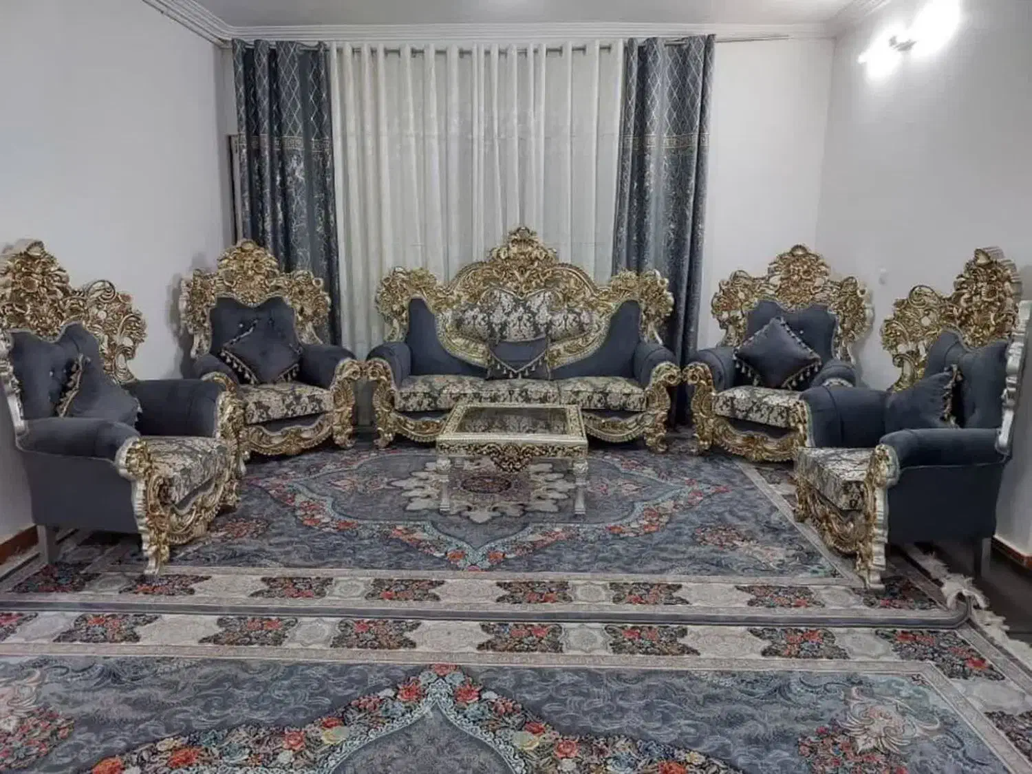 مبل شاهنشین|مبلمان خانگی و میز عسلی|اصفهان, تخت فولاد|دیوار