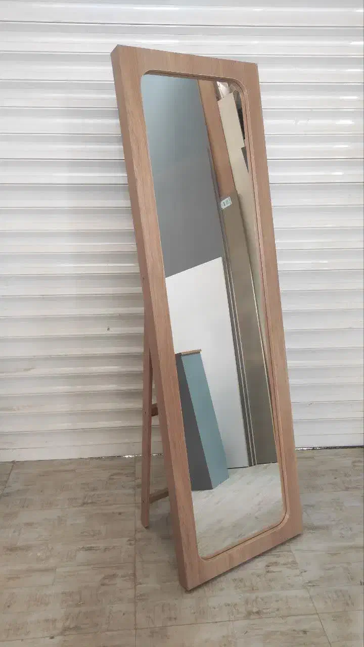 آینه ایستاه|آینه|اصفهان, طامه|دیوار