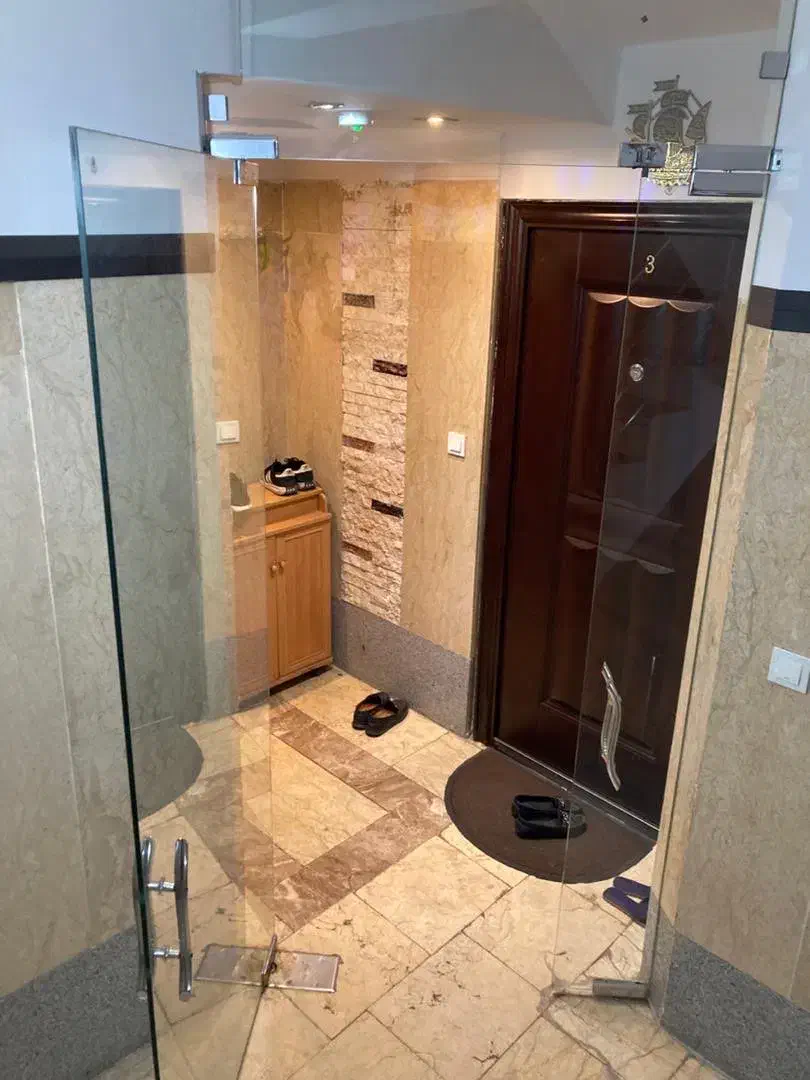 ۱۳۵ متر ۳ خواب نوساز تکواحدی فول امکانات