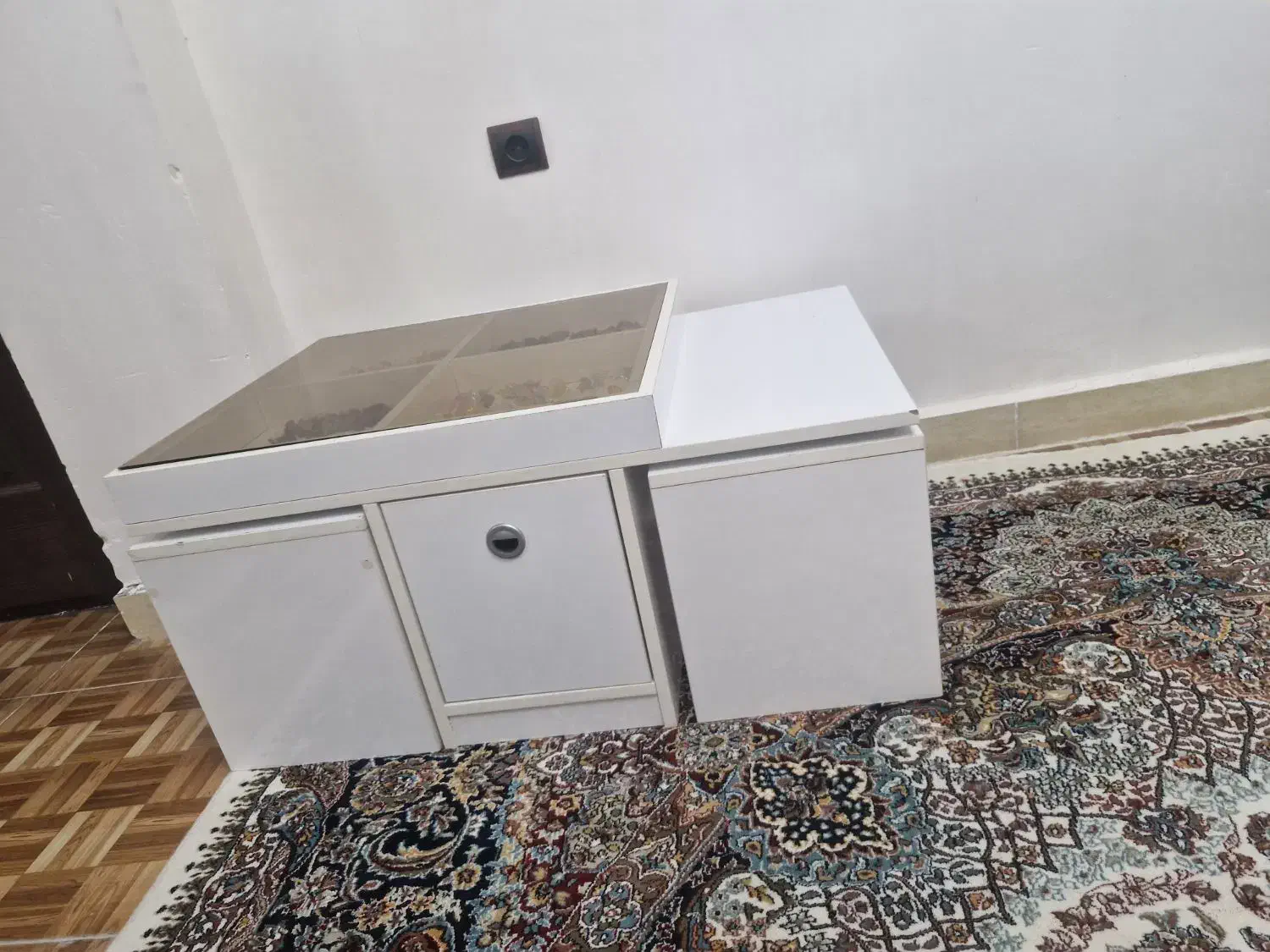 جلو مبلی ومیز عسلی|مبلمان خانگی و میز عسلی|سیاهکل, |دیوار