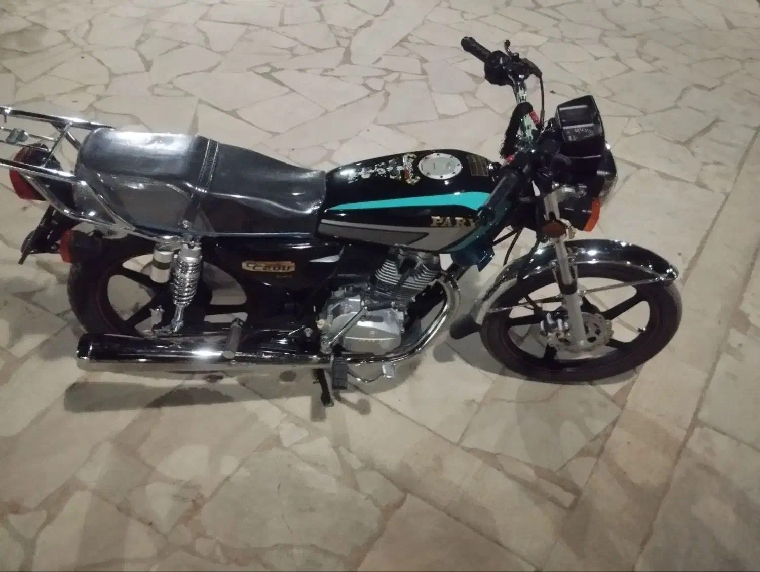 موتور|موتورسیکلت|سمیرم, |دیوار