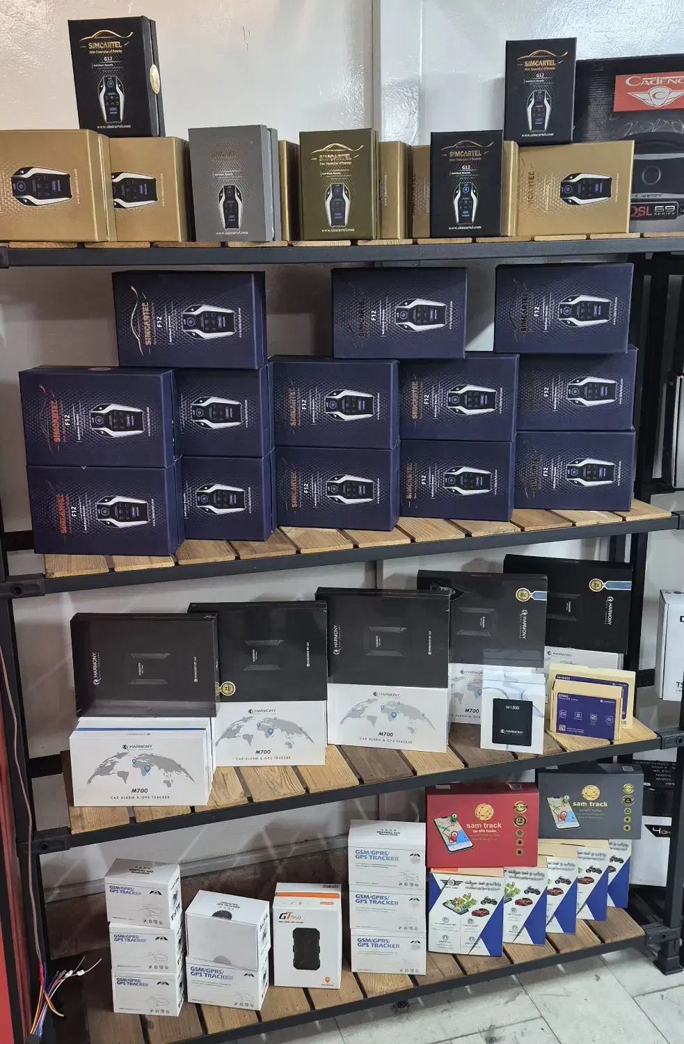 مانیتور اندروید و ردیاب و بلندگو انواع خودرو|قطعات یدکی و لوازم جانبی|تهران, تهرانسر شمالی|دیوار