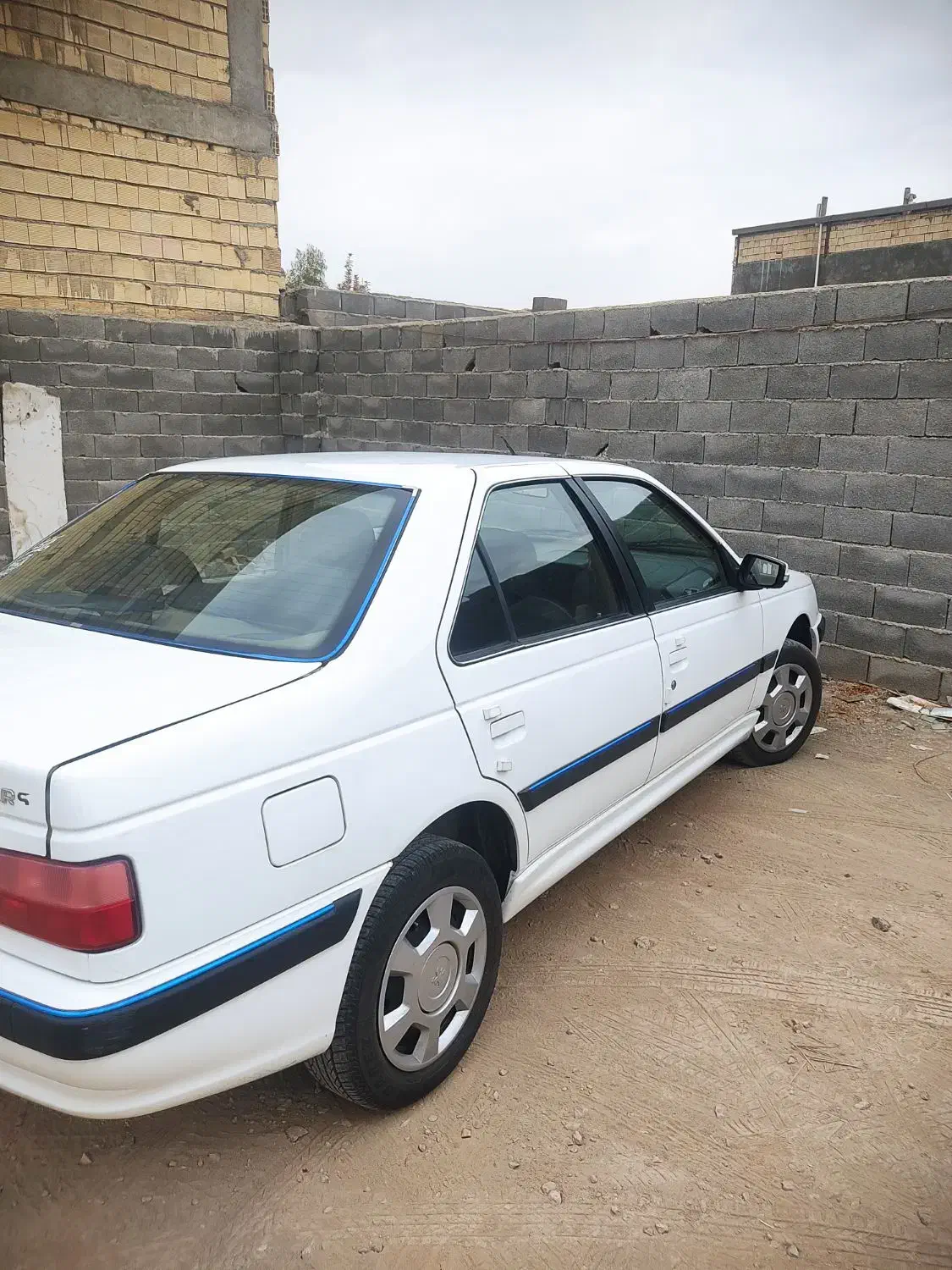 پژو پارس سال زیمنس|خودرو سواری و وانت|اصفهان, براآن شمالی|دیوار