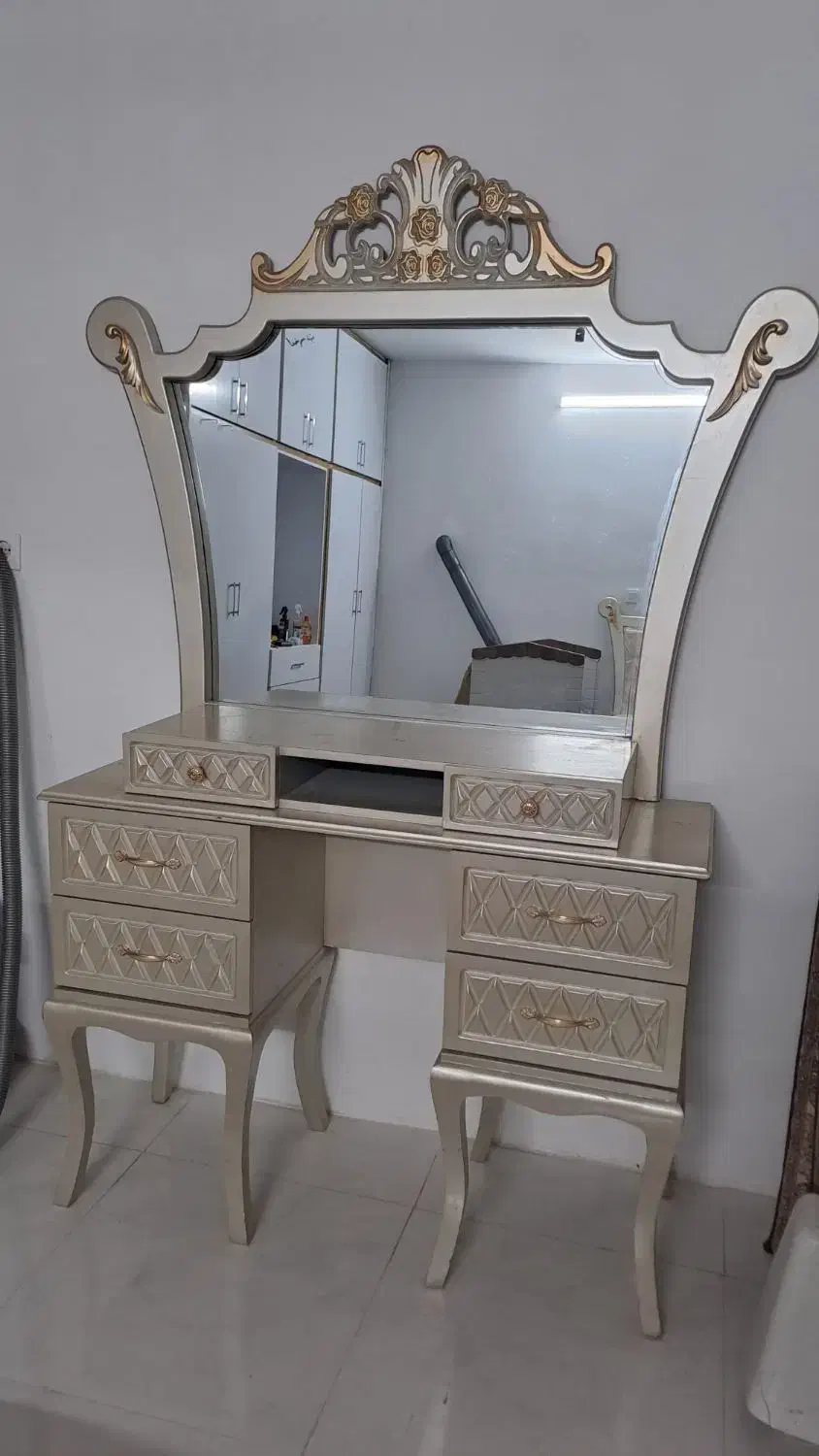 آینه دراور|آینه|مشهد, رسالت|دیوار