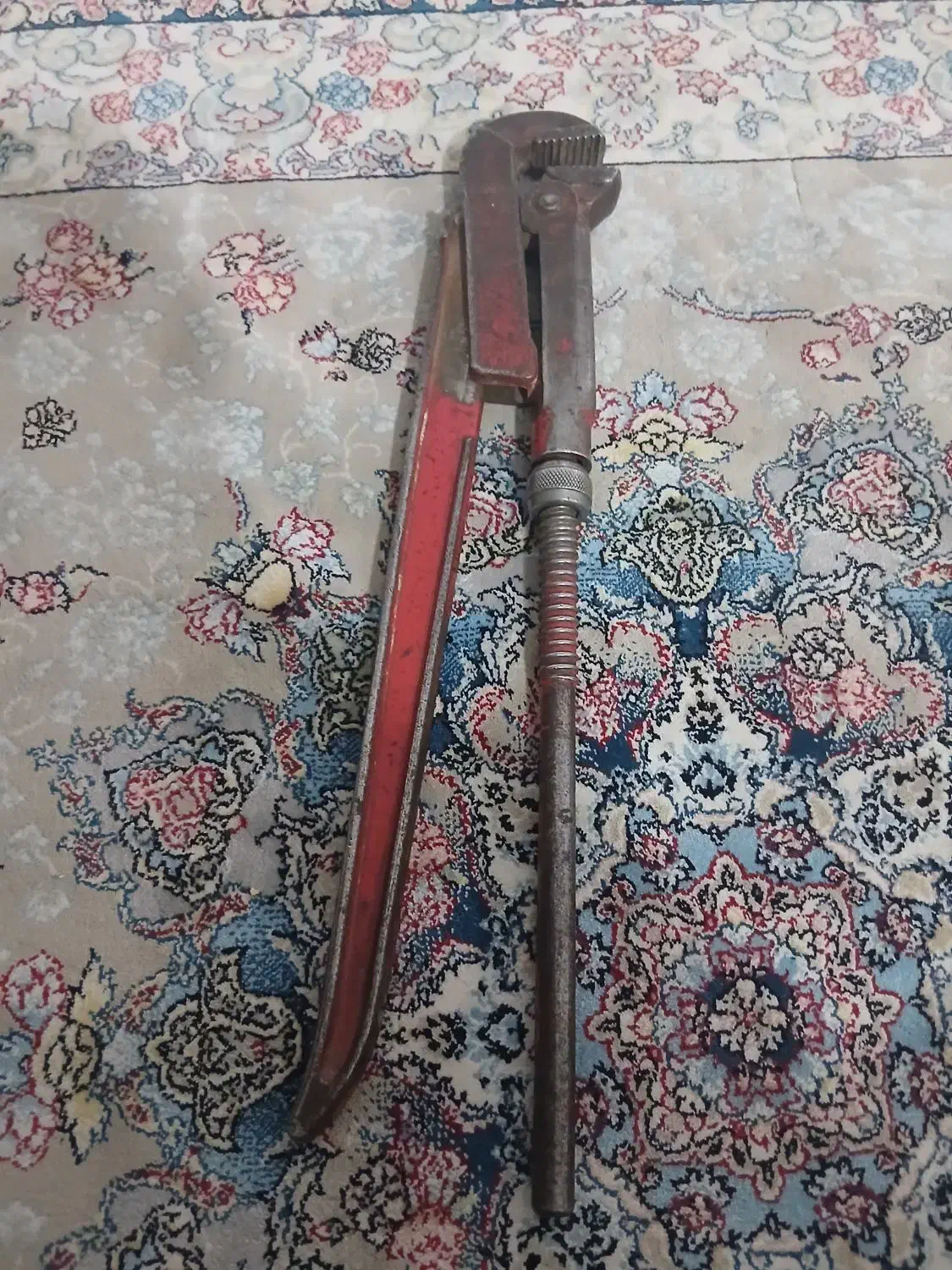 آچار شلاقی|ابزارآلات|قرچک, قشلاق جیتو|دیوار