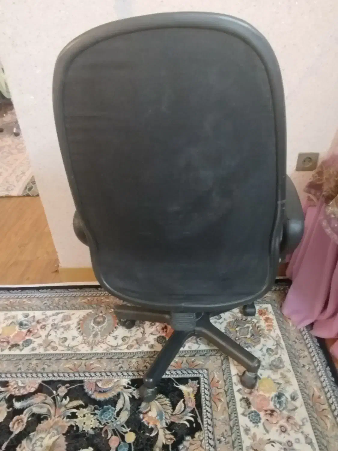 صندلی|مبلمان اداری|اندیشه, اندیشه فاز ۴|دیوار