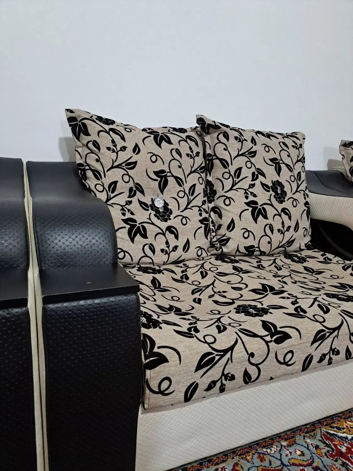 مبل|مبلمان خانگی و میز عسلی|اسفرورین, |دیوار