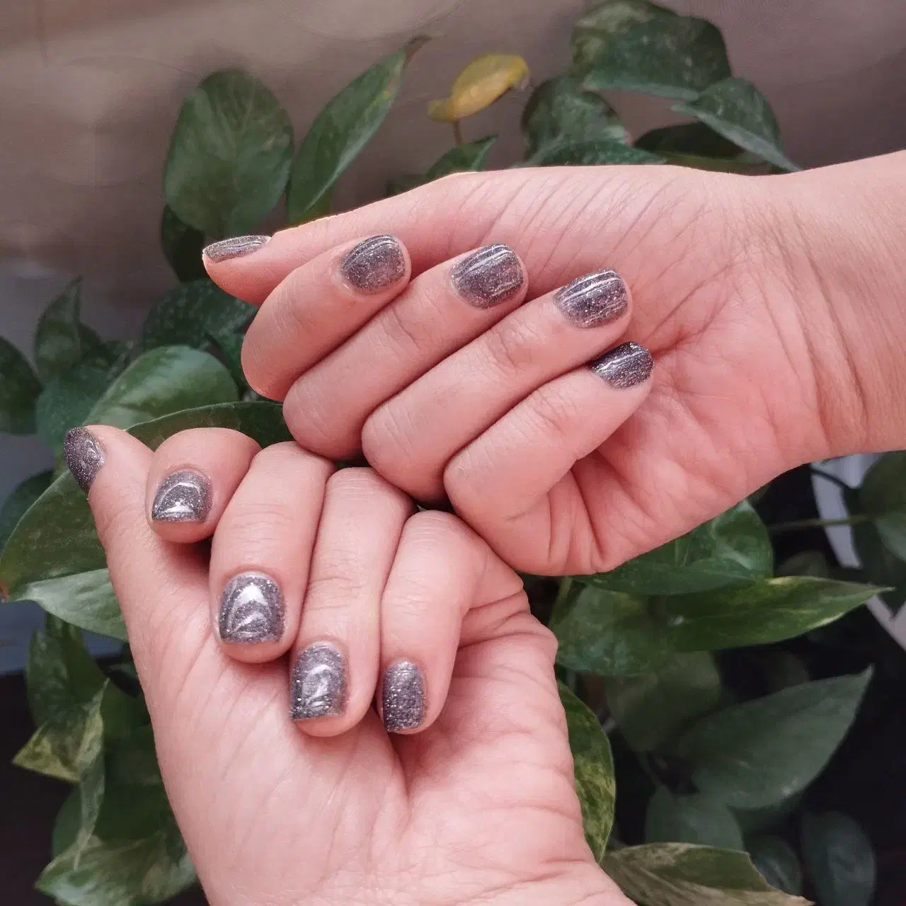 کاشت ناخن|خدمات آرایشگری و زیبایی|مشهد, رضاشهر|دیوار