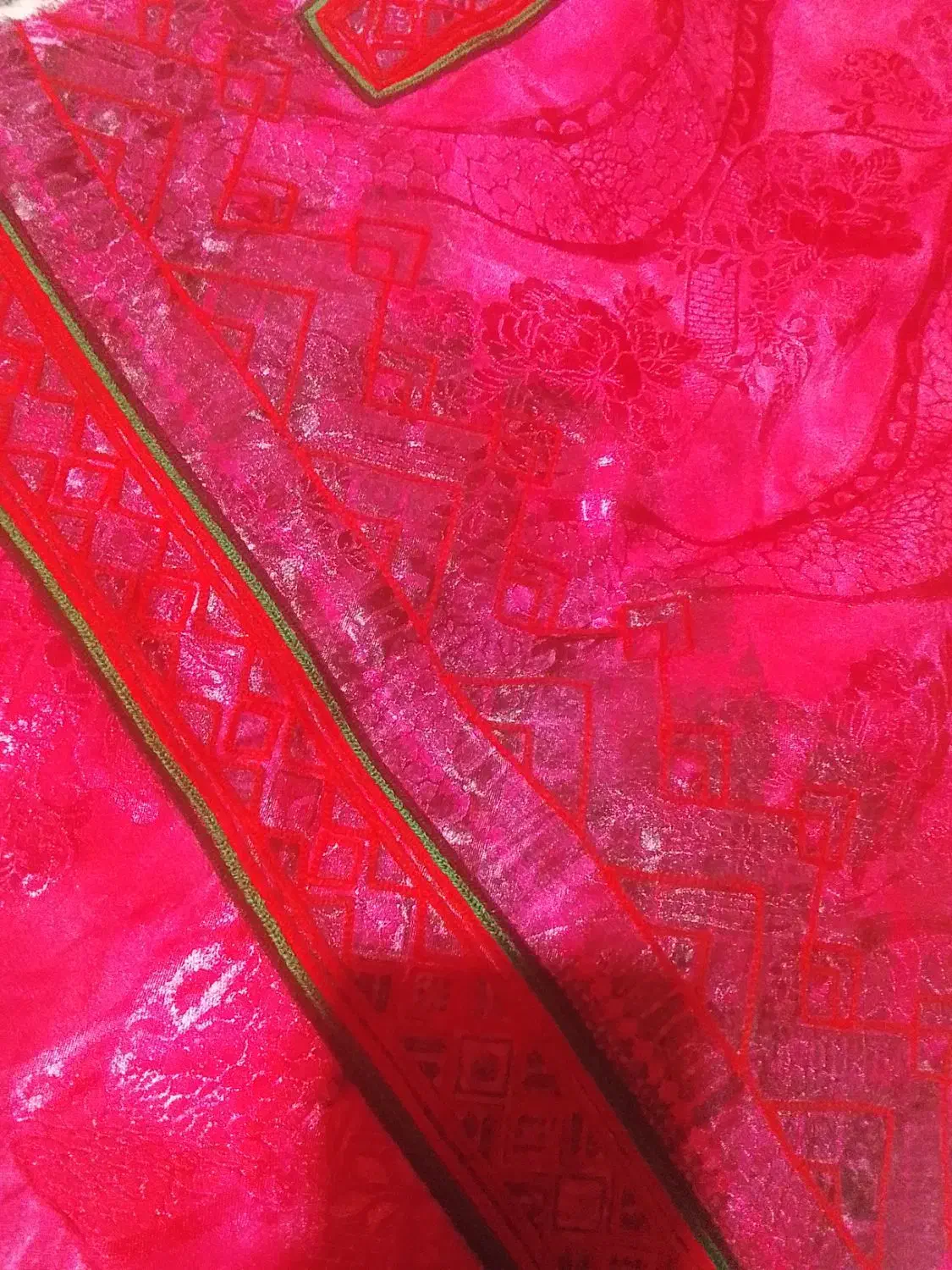 پیراهن فروشی|لباس|سیب و سوران, |دیوار