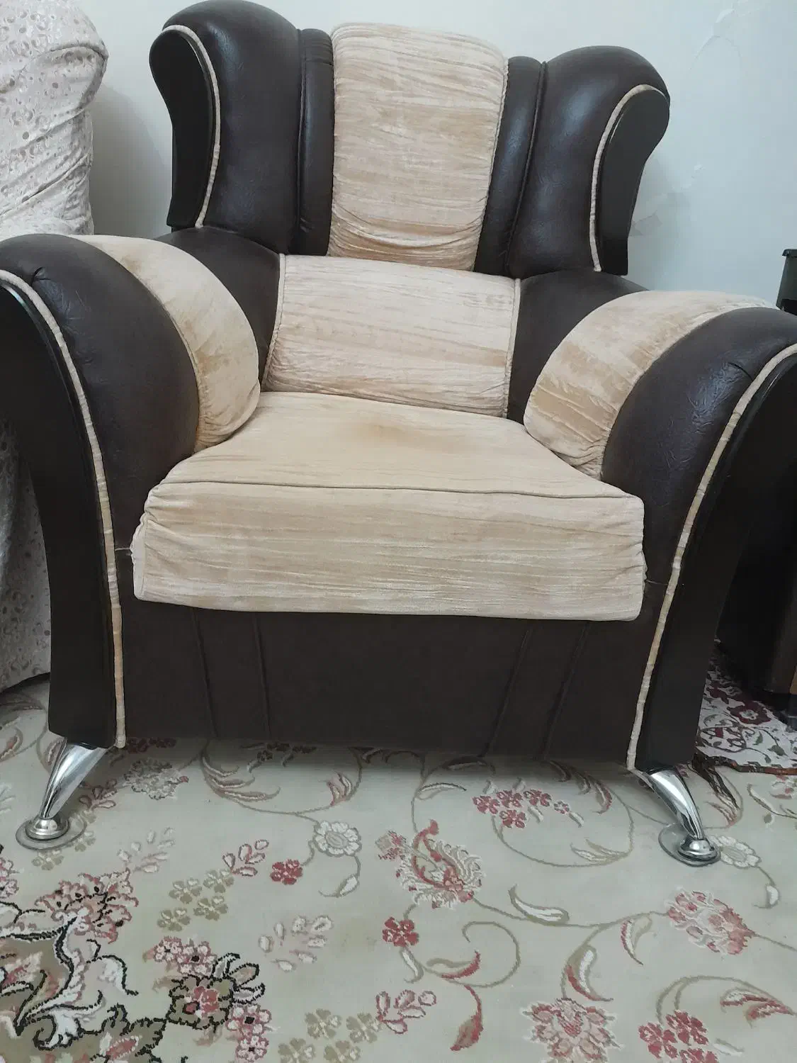 مبلمان راحتی ۷نفره روکش مخمل|مبلمان خانگی و میز عسلی|کرمانشاه, |دیوار