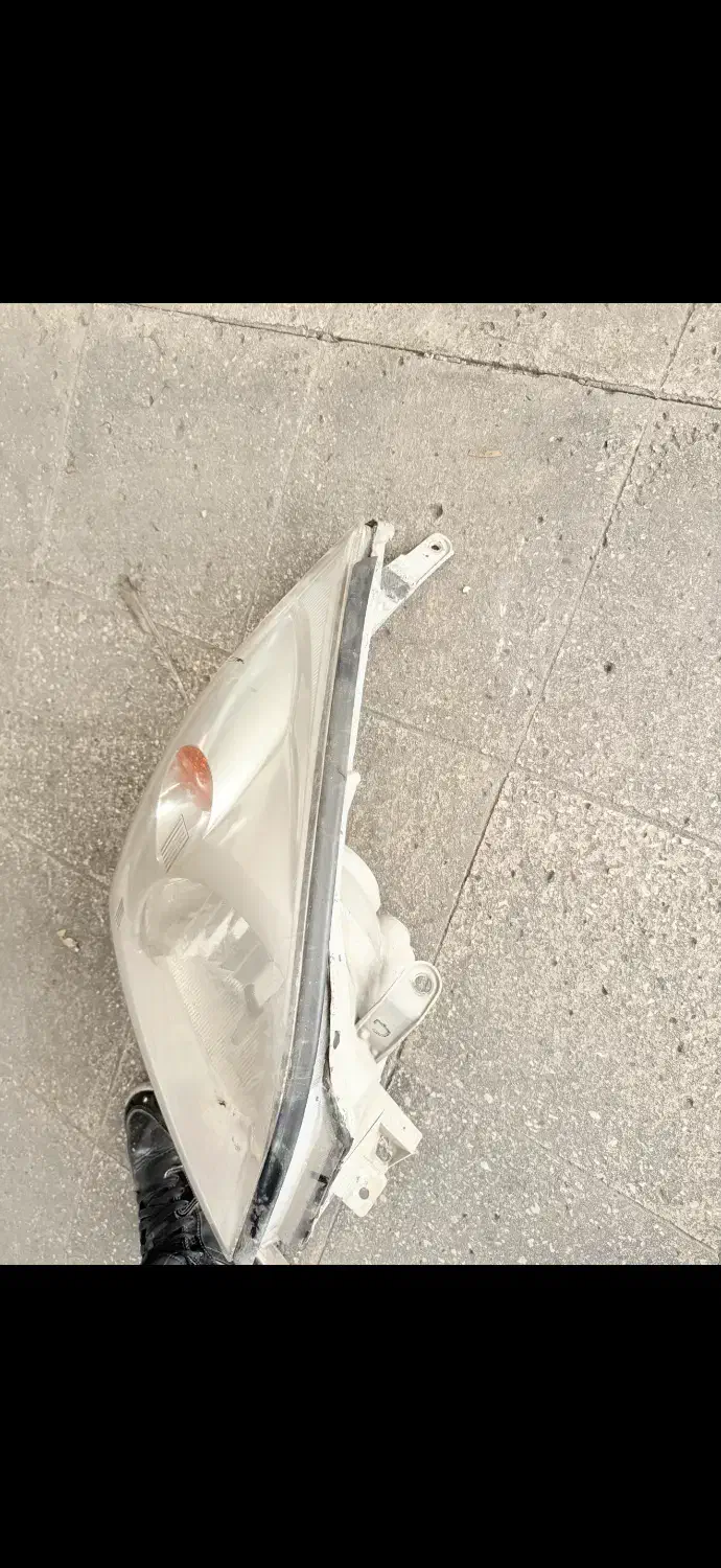 چراغ جلو پرادو|قطعات یدکی و لوازم جانبی|تهران, پونک|دیوار