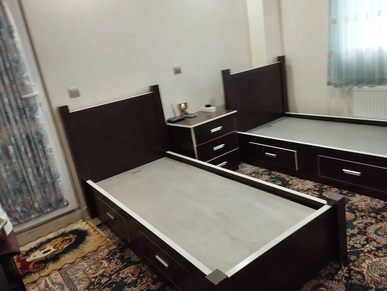 تخت خواب|تخت و سرویس خواب|پرند, فاز ۳|دیوار