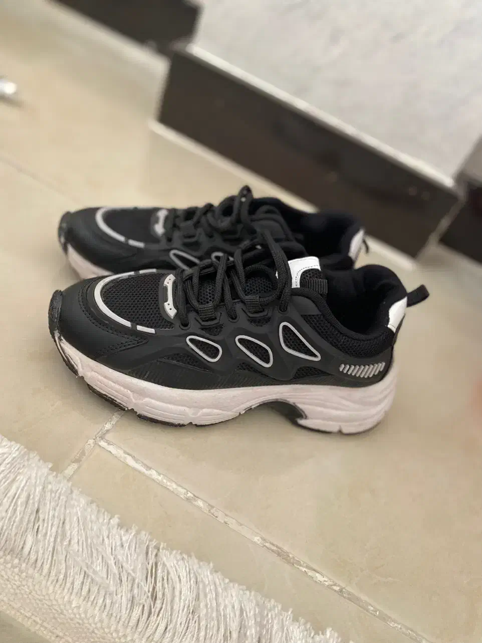 کفش اسپرت|کیف، کفش، کمربند|بیرجند, |دیوار