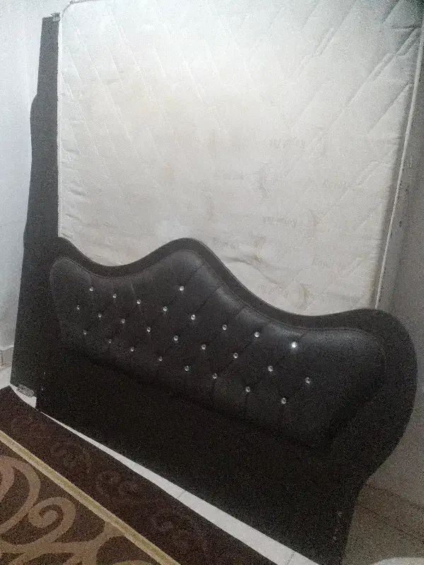 تختخواب ام دی اف با تشک فنری|تخت و سرویس خواب|رشت, آب آسیاب|دیوار