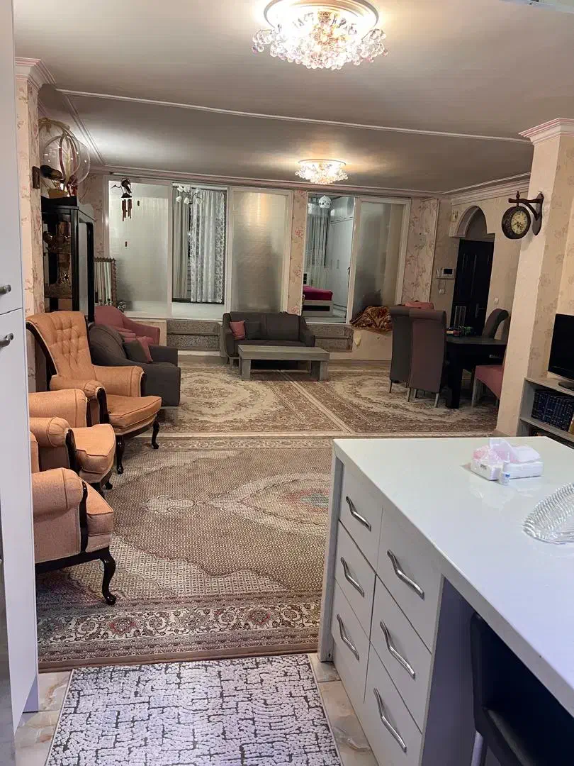 ۱۲۰ متر ویلایی شمالی طبقه اول پارکینگ ۲۰ سال ساخت|فروش خانه و ویلا|اندیشه, اندیشه فاز ۵|دیوار