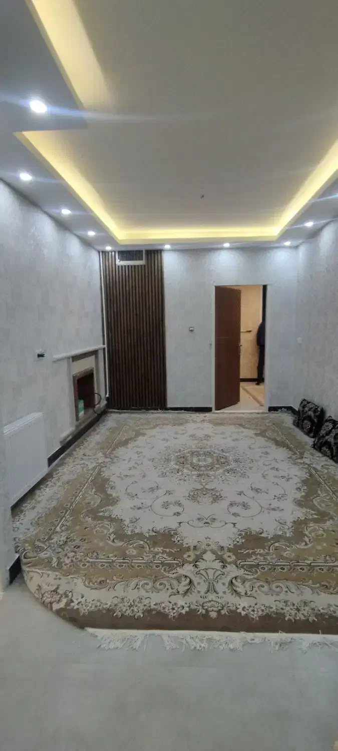 آپارتمان ۸۳ متری دانشگاه ملک جنوبی|فروش آپارتمان|قزوین, |دیوار