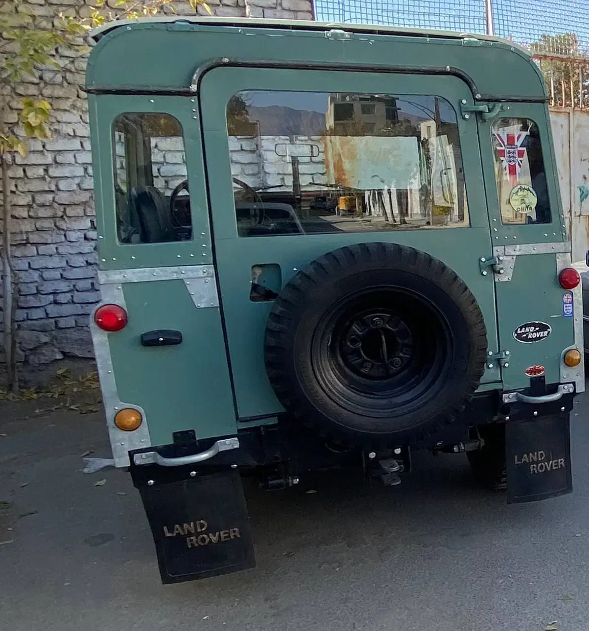 جیپ لندرور  در حد صفر|خودرو کلاسیک|بروجرد, |دیوار