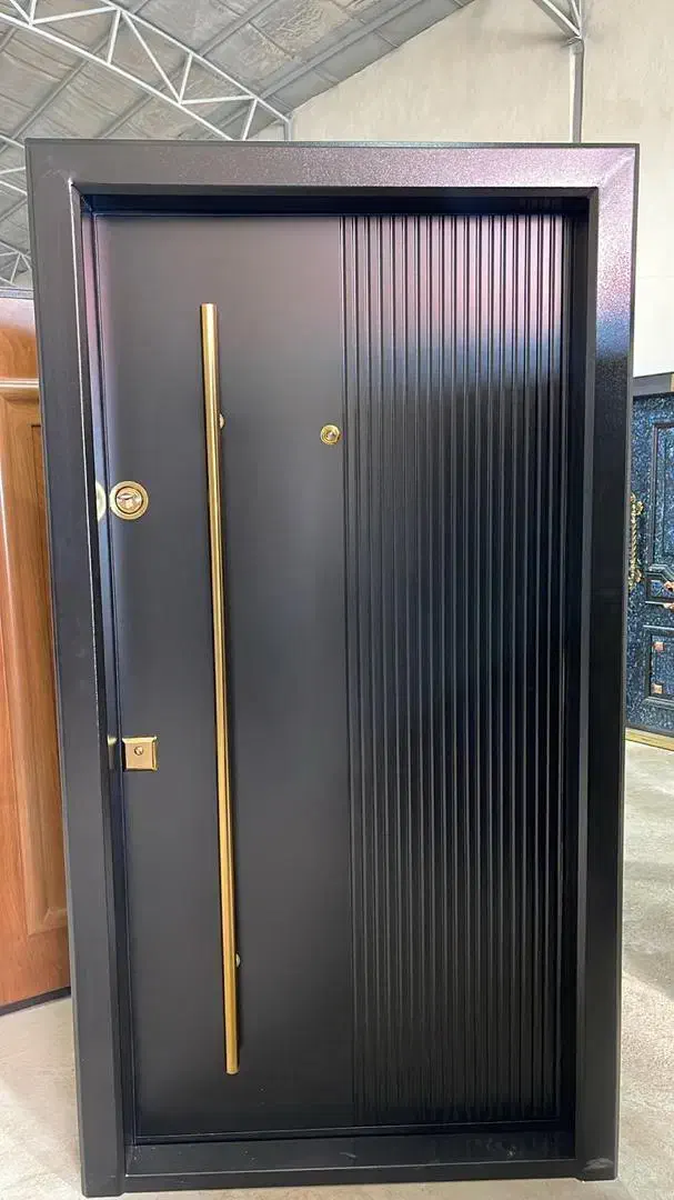 درب ضد سرقت لاین کرکره برقی، نرده شیشه ای کد P017|مصالح و تجهیزات ساختمان|سرخرود, |دیوار