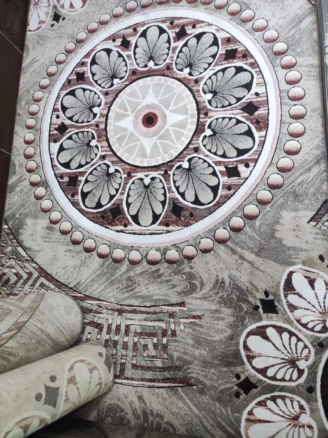 فرش ساوین...۱/۵در ۲۲۰|فرش|زنجان, |دیوار