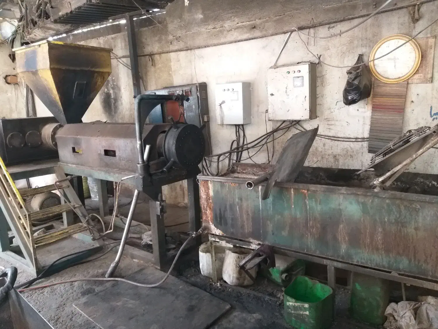 فروش دستگاهای نایلون ودستگاهای مواد ساز|ماشین‌آلات صنعتی|بهارستان, |دیوار