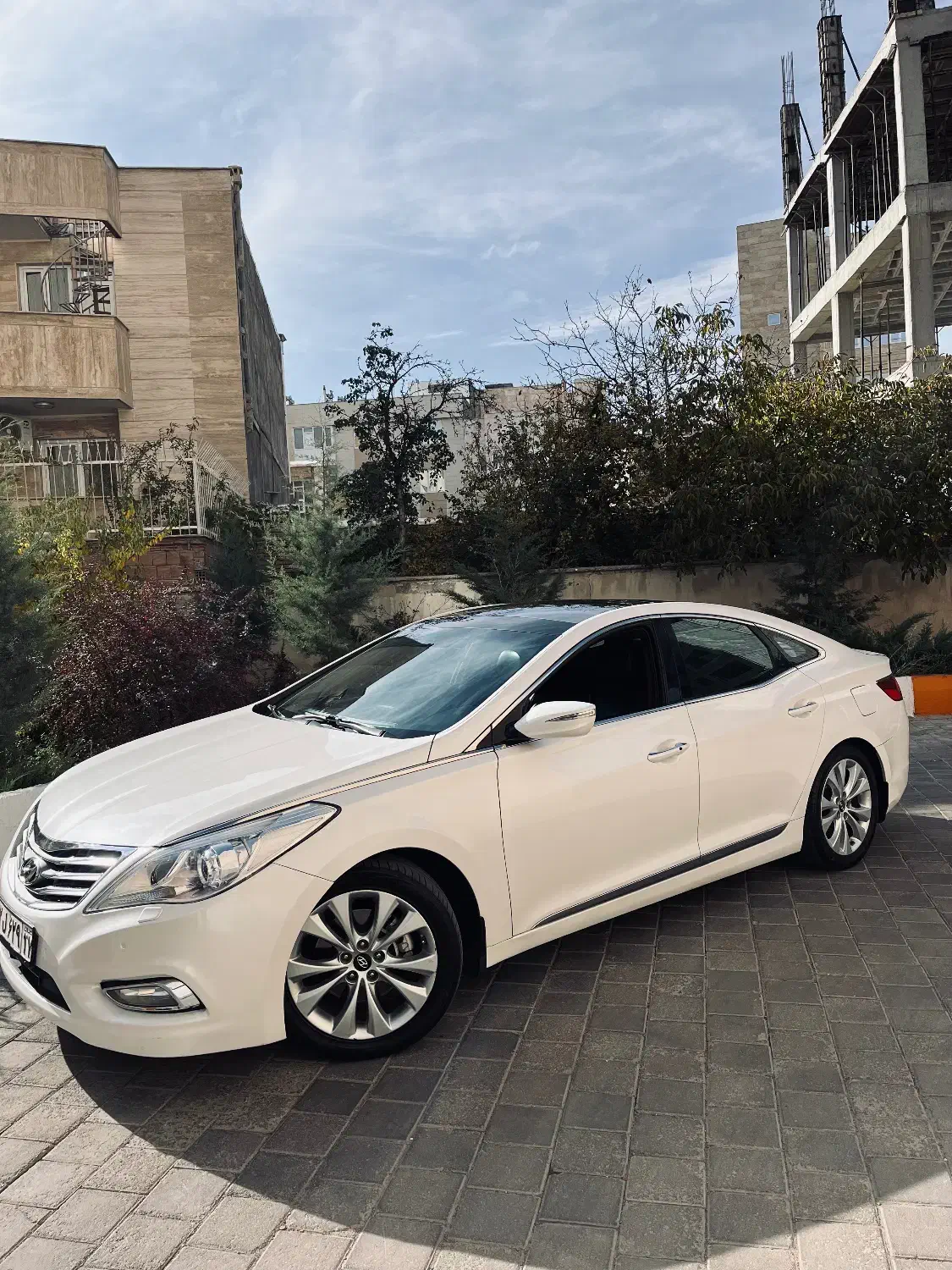 آزرا گرنجور درحد|خودرو سواری و وانت|اردبیل, |دیوار