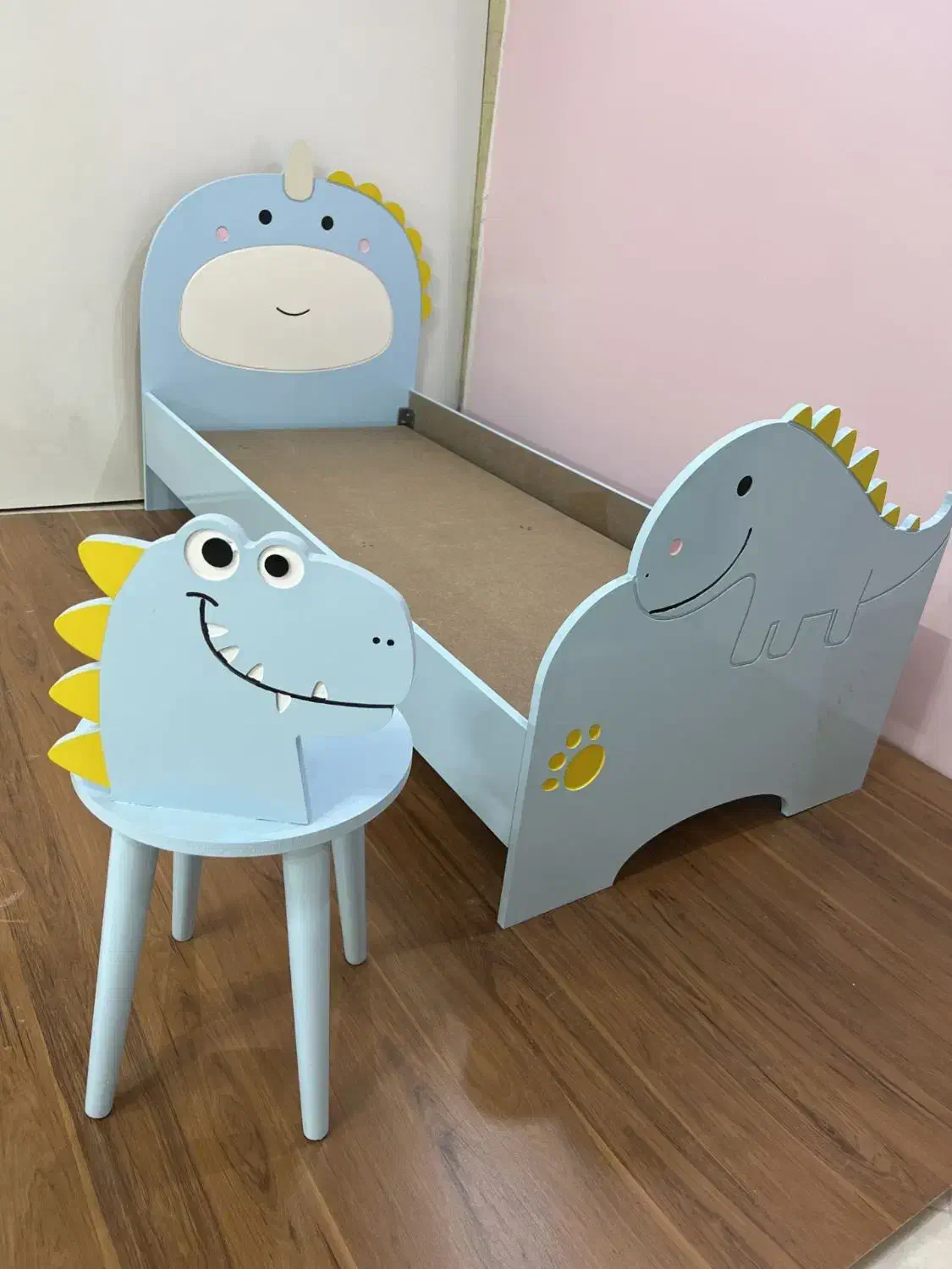 تخت نوجوان پسرونه دایناسور و استیج|تخت و سرویس خواب|تهران, صادقیه|دیوار