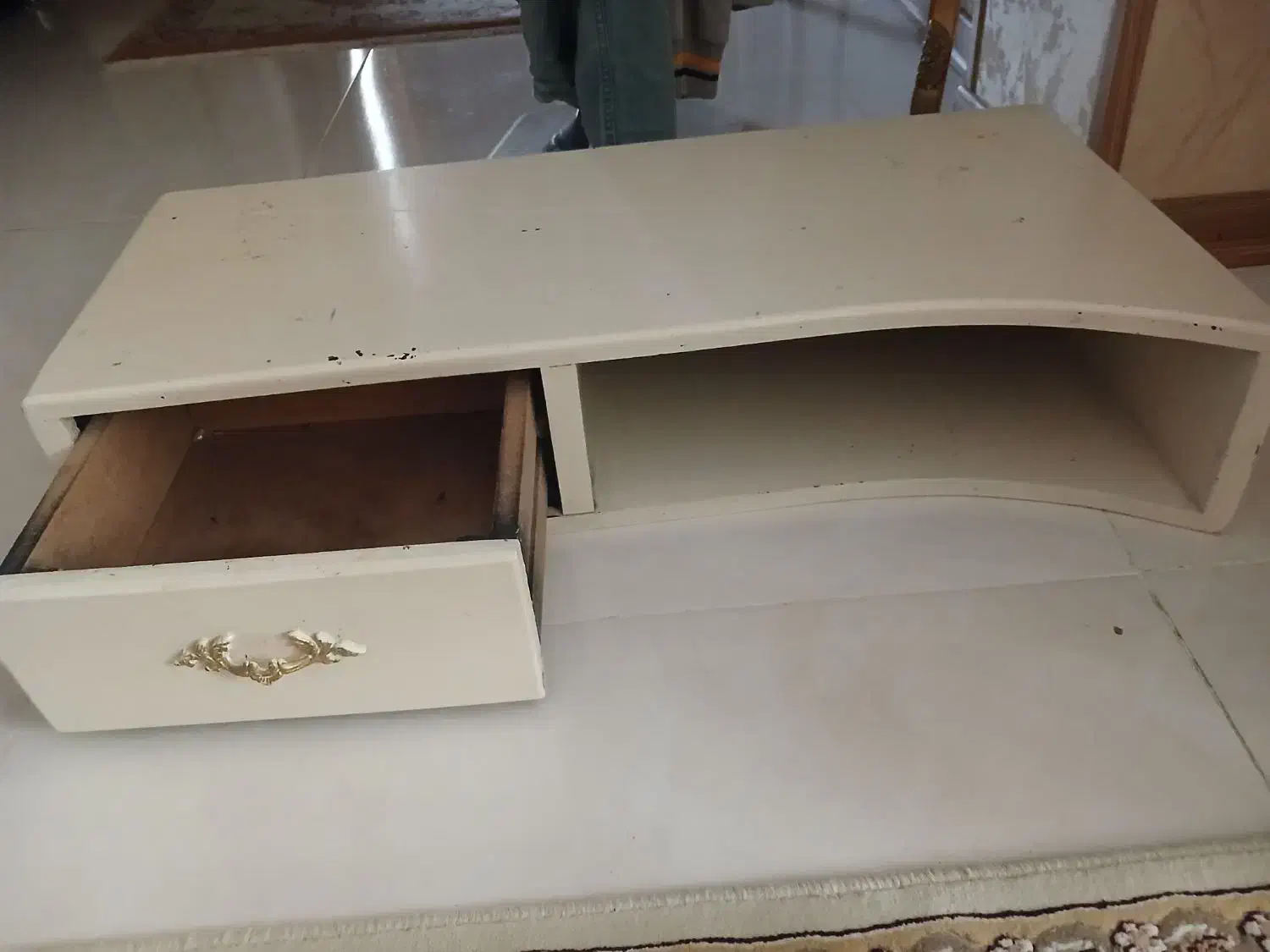 کشو|بوفه، ویترین، کنسول|مشهد, کارمندان دوم|دیوار