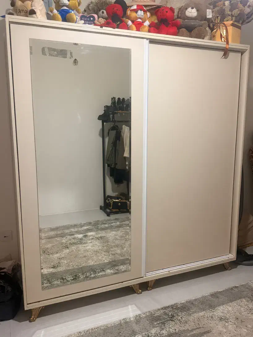 سرویس خواب با کمد و میز ارایش و ایینه|تخت و سرویس خواب|مشهد, امیریه|دیوار