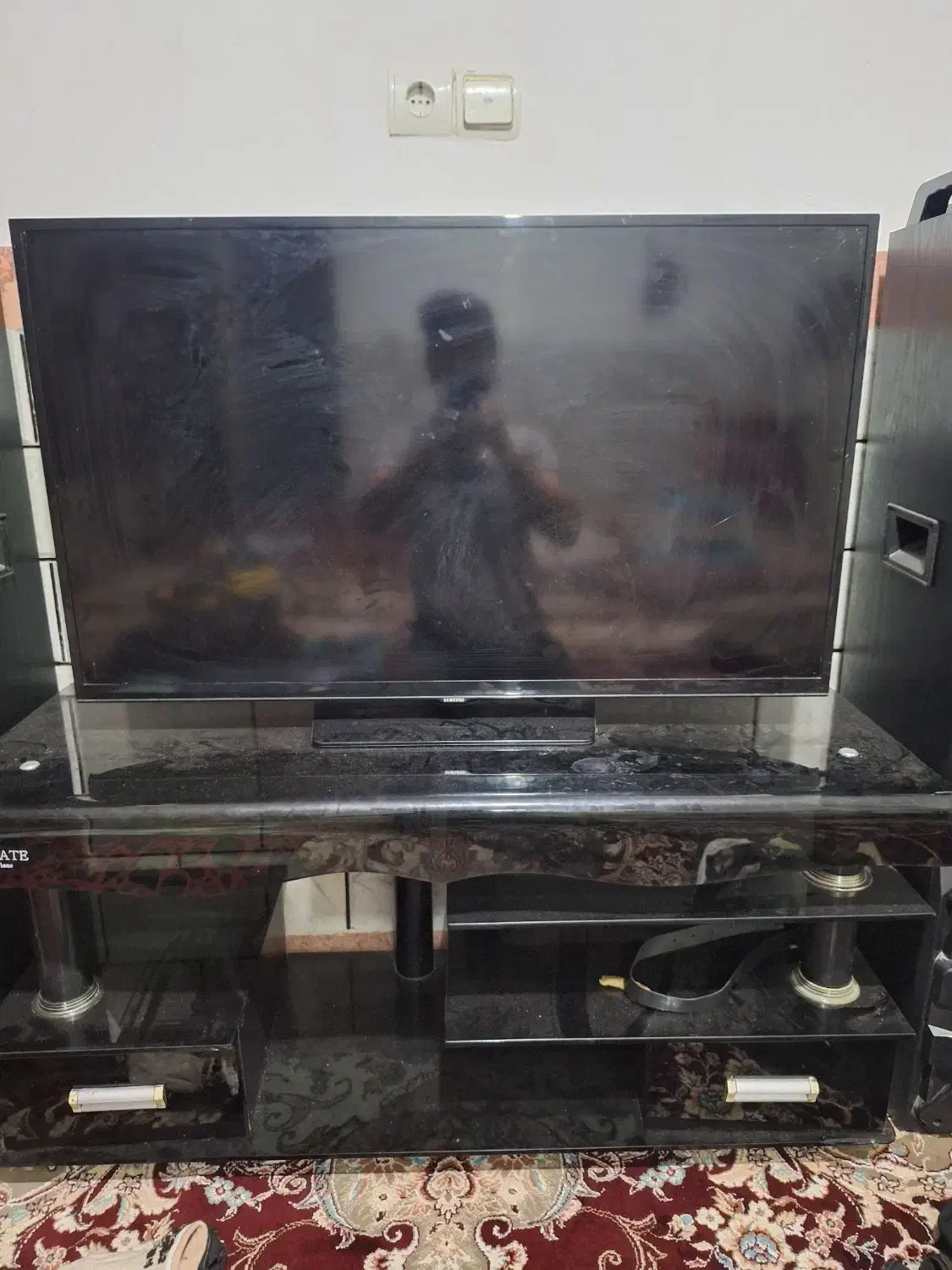 دو عدد تلویزیون دوتاش صفش زربه|تلویزیون و پروژکتور|گرمسار, |دیوار