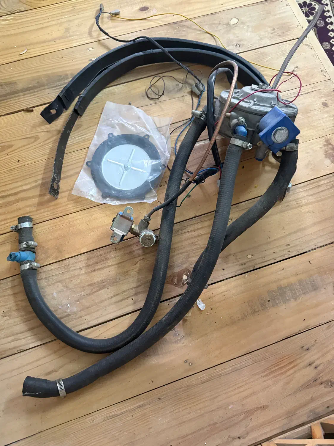 کپسول ال پی جی|قطعات یدکی و لوازم جانبی|بومهن, |دیوار