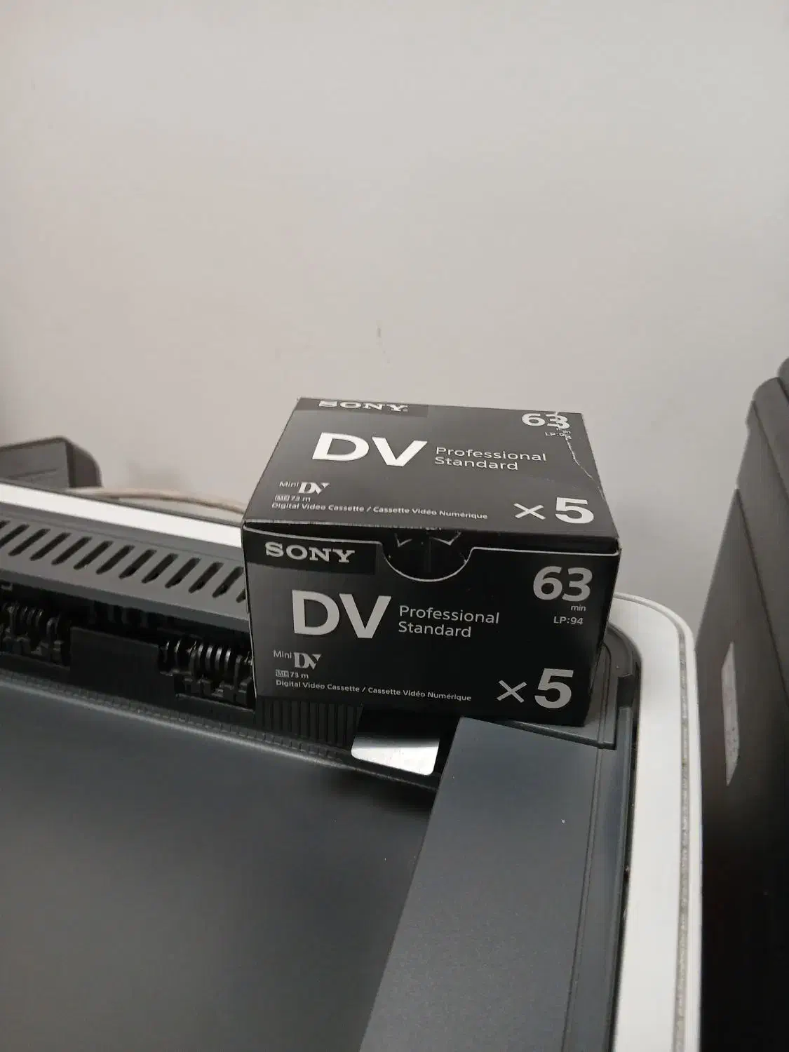 فیلمبرداری|فیلم و موسیقی|تهران, تختی|دیوار