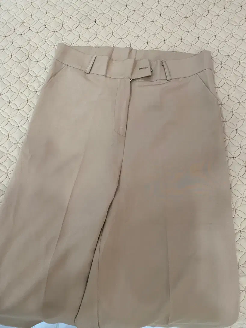 شلوار|لباس|رشت, لاکان شهر|دیوار