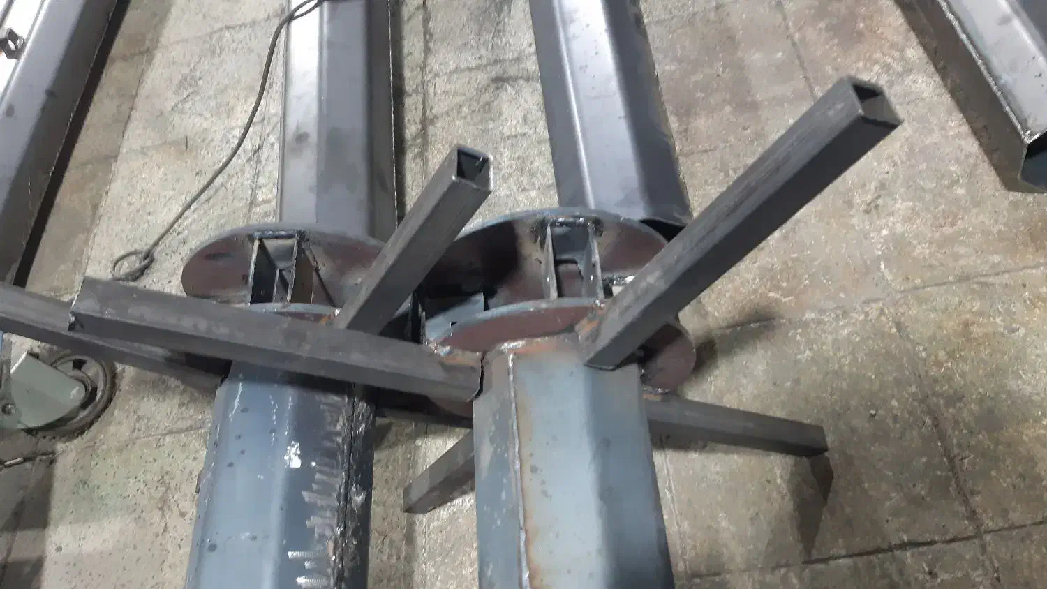 پایه برج نوری پایه روشنایی و چراغ|خدمات پیشه و مهارت|چهاردانگه (تهران), |دیوار