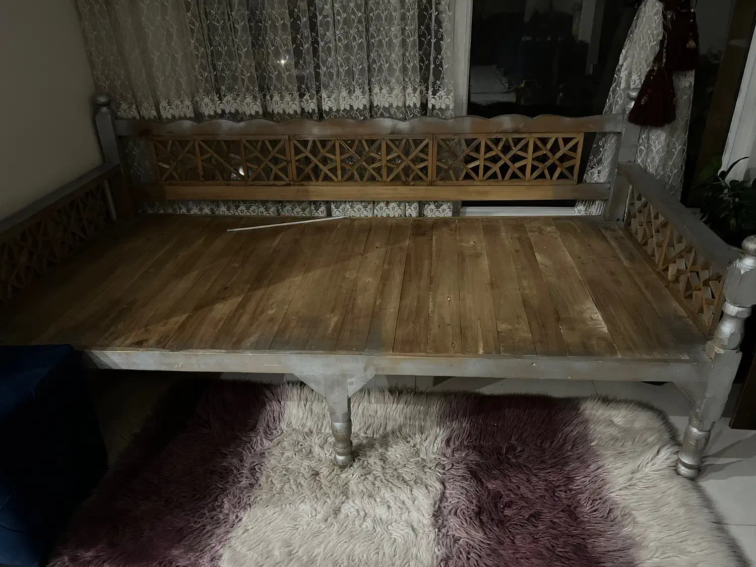 تخت سنتی|صندلی و نیمکت|تهران, استخر|دیوار