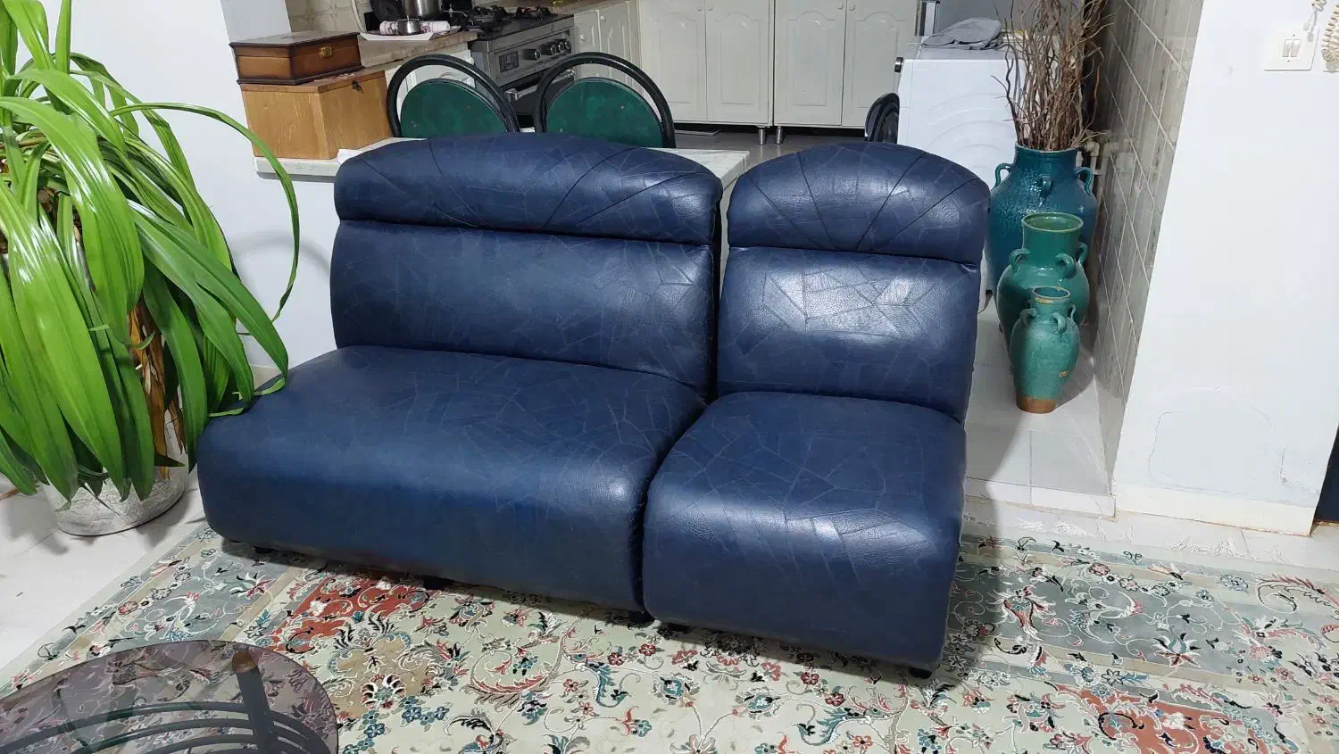 مبلمان چرم ۷ نفره|مبلمان خانگی و میز عسلی|شاهین‌شهر, نظامی|دیوار