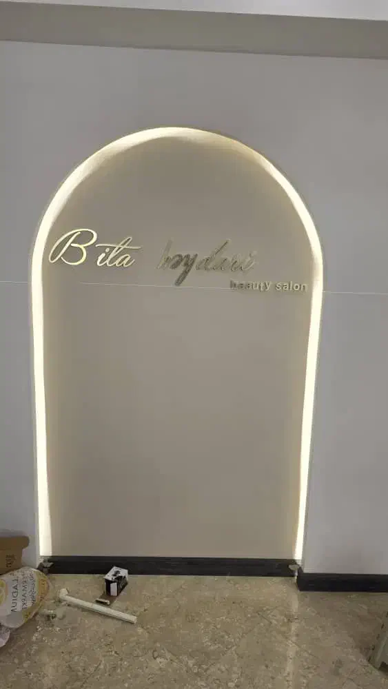 نقاشی ساختمان اجرتی میکروسمنت - رنگ روغنی - اکرلیک|خدمات پیشه و مهارت|کرج, فاز ۳ گوهردشت|دیوار